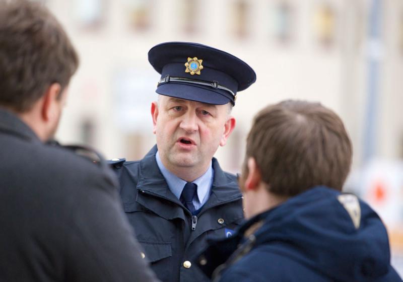 Garda chief defends checkpoints increase 