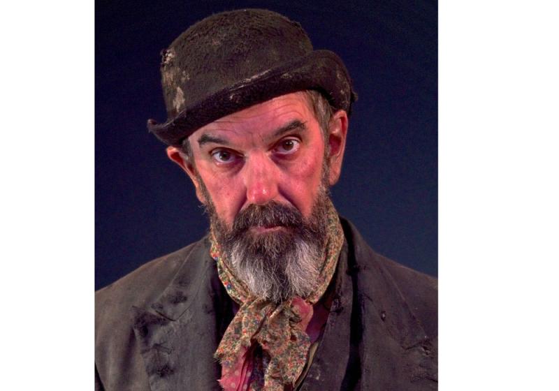 Phelim Drew brings Joxer Daly to life