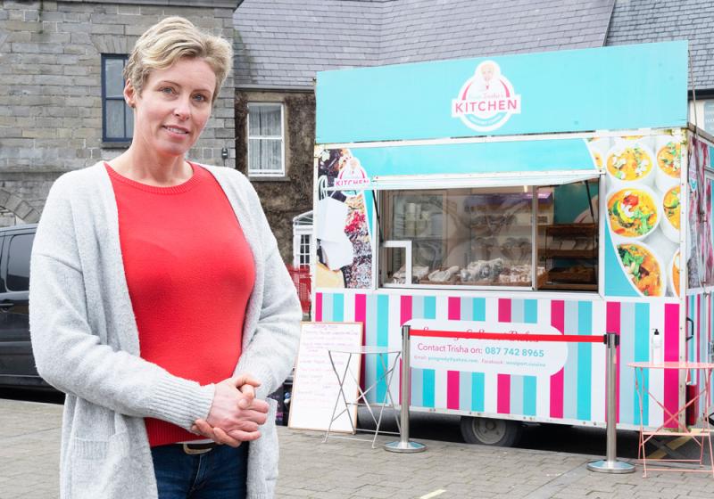 Cakes, cuisine and catering in the outdoors