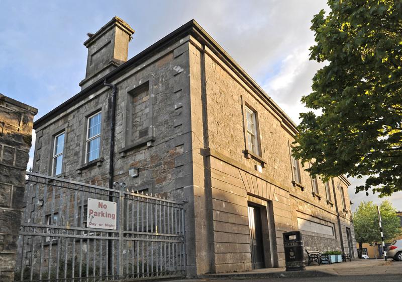 Holding court on the courthouse
