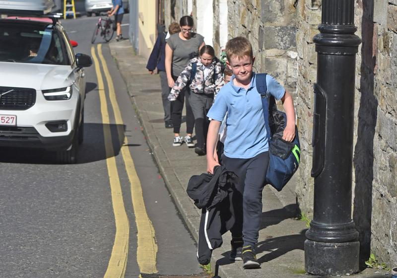 Newport schoolchildren face ‘scary’ footpaths
