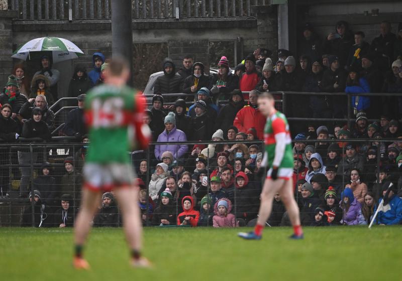 Rain fails to dampen fans’ spirits