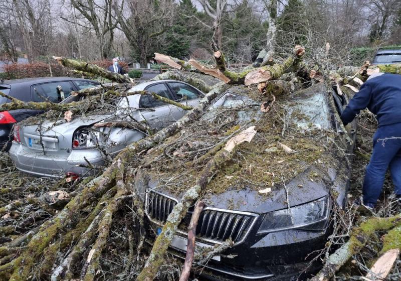 No serious injuries after weekend of storms