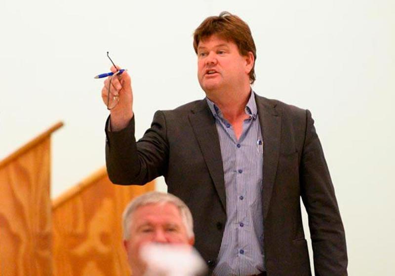 Councillors clash