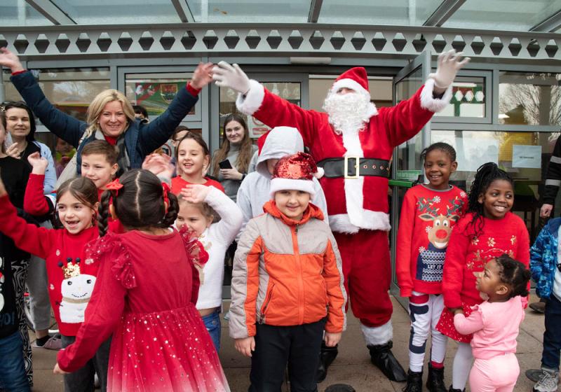 Santa visits Mayo refugees